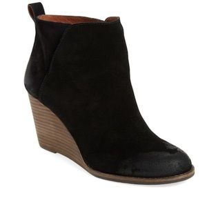 Lucky brand yezzah black suede bootie